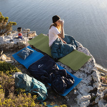 Lade das Bild in den Galerie-Viewer, Outdoor Isomatte zum einklappen
